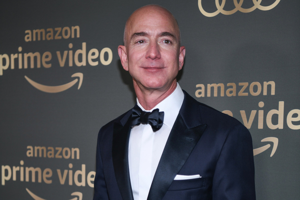 Jeff Bezos Starts $10 Billion Bezos Earth Fund