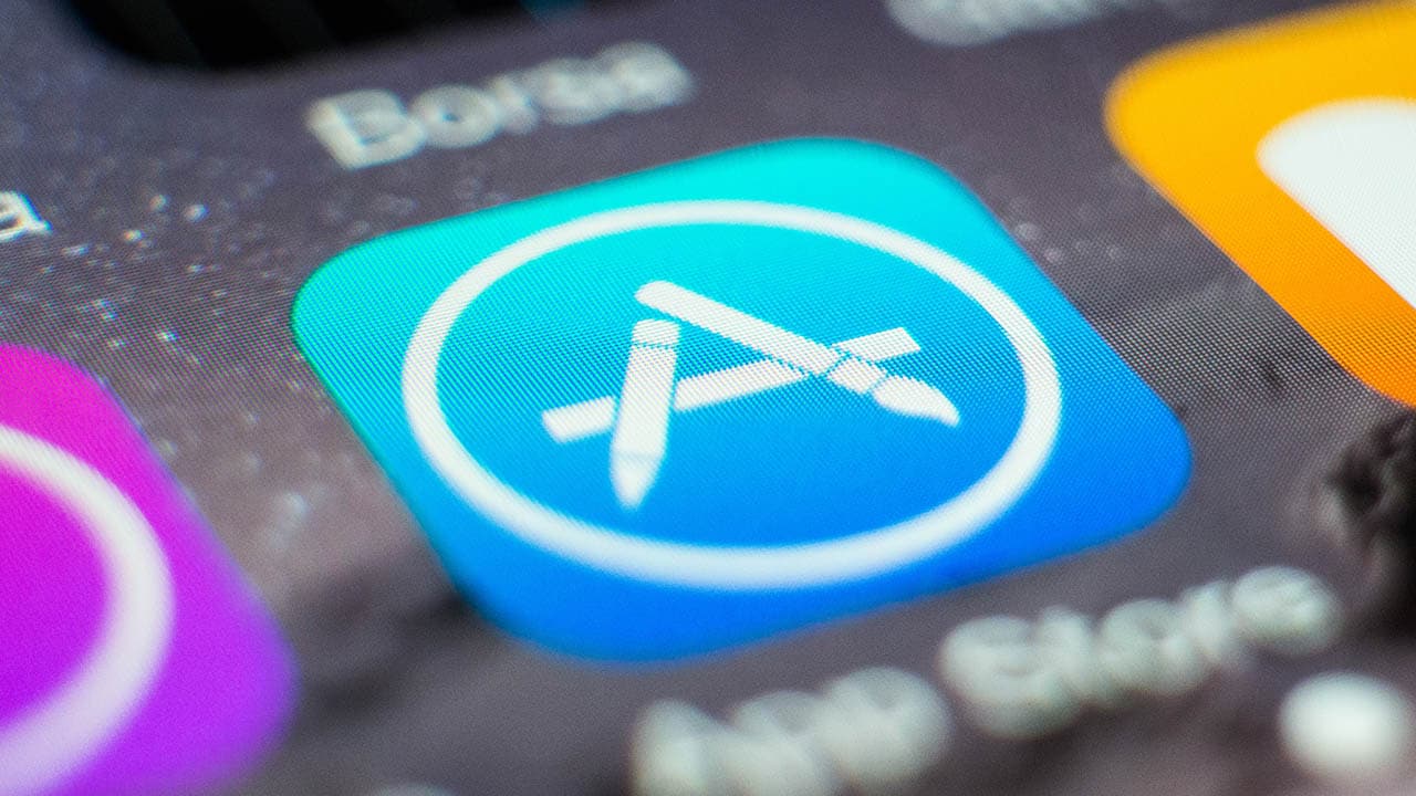 Apple Will Reduce App Store Commission For Developers