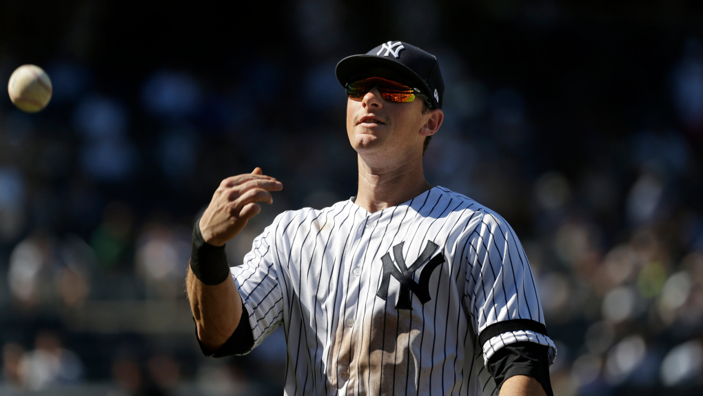 DJ LeMahieu Gets $90 Million From The Yankees